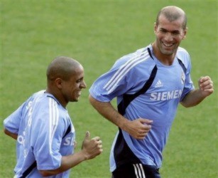 carlos et  zidane